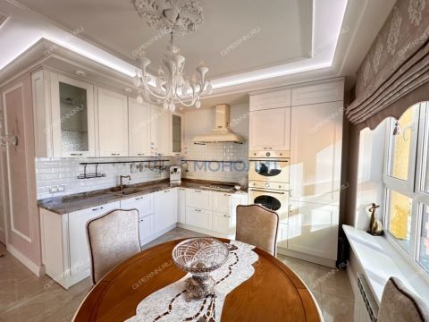 2-komnatnaya-ul-rodionova-d-192-k4 фото