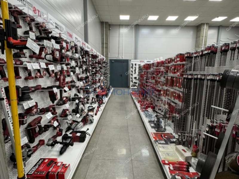 здание под торговую площадь, недвижимость под автобизнес на проспекте Гагарина