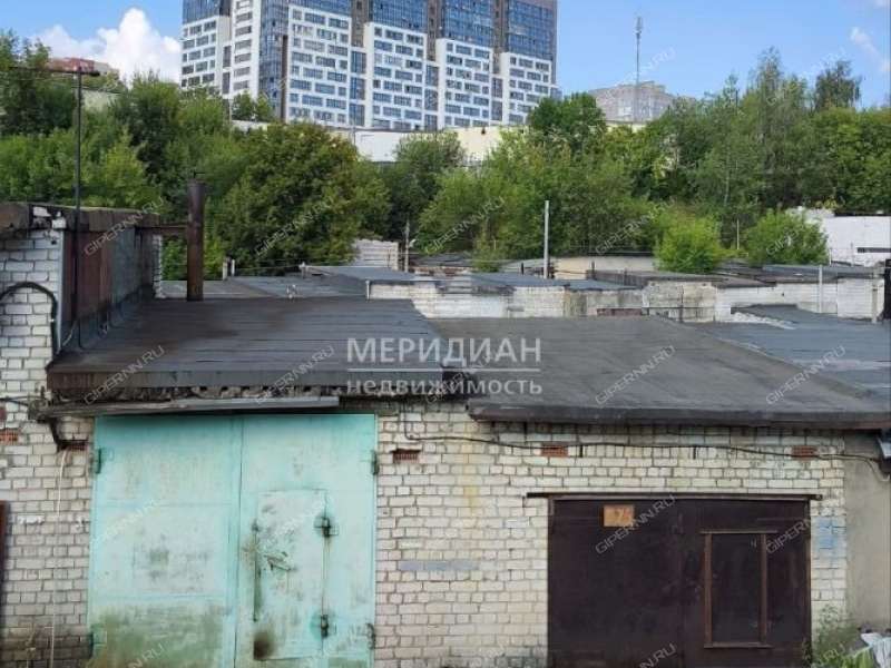 гараж на улице Бринского