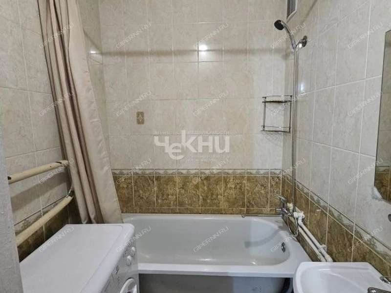 трёхкомнатная квартира на Берёзовской улице дом 112