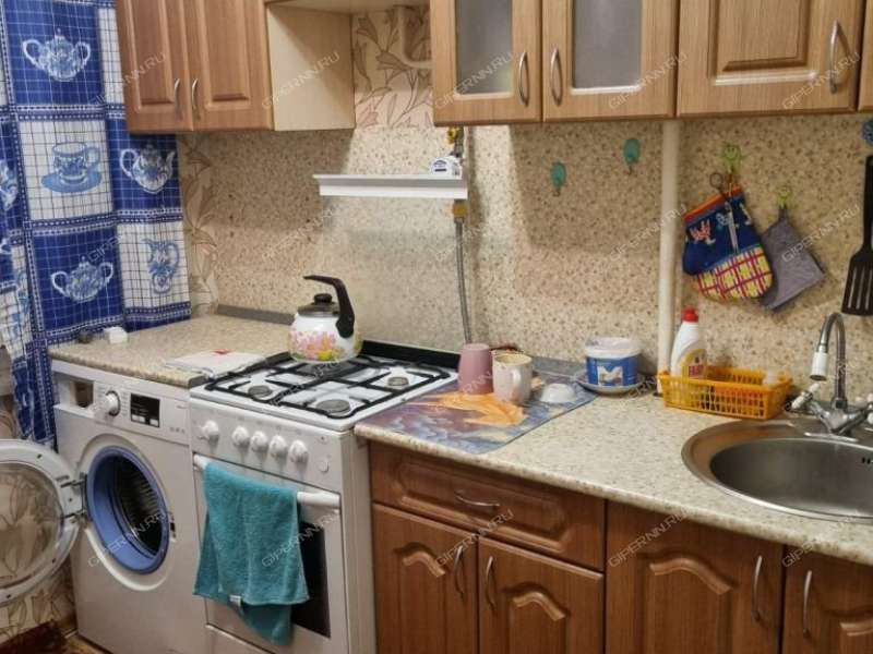 трёхкомнатная квартира на Дворовой улице дом 38