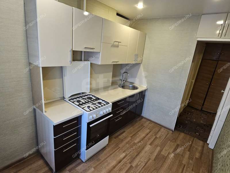 трёхкомнатная квартира на Подворной улице дом 1