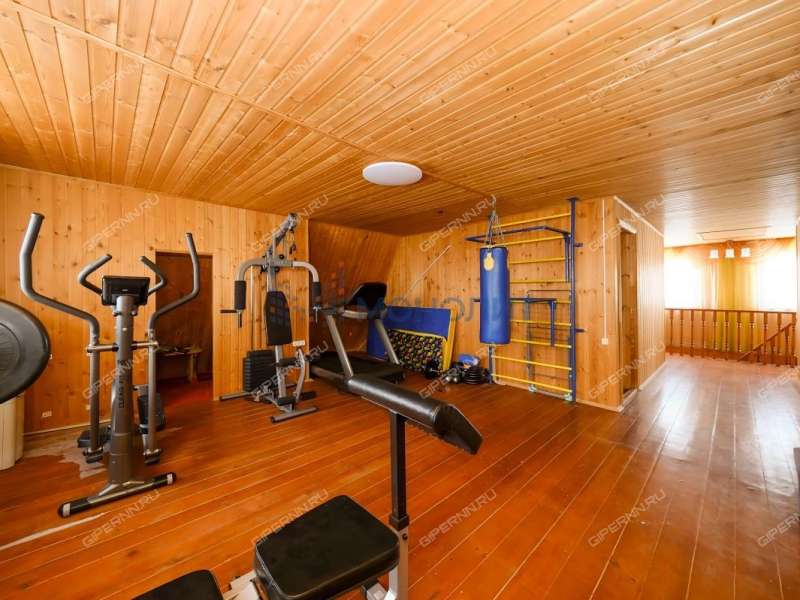 дом на Центральной улице