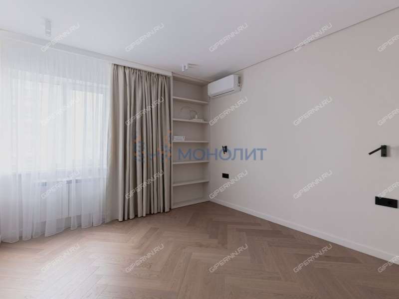 четырёхкомнатная квартира на Сенной площади дом 1