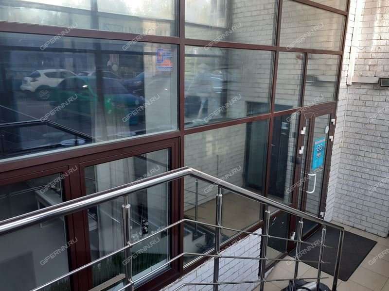 помещение под торговую площадь на Студеная ул., д.68а