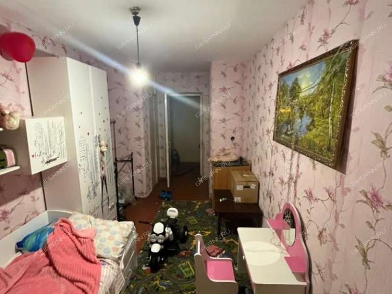 трёхкомнатная квартира на Молодёжной улице дом 9 село Зиняки