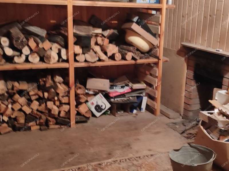 дом на Школьной улице село Крутой Майдан