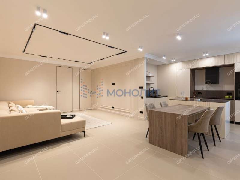 трёхкомнатная квартира на Лысогорской улице дом 89 к1