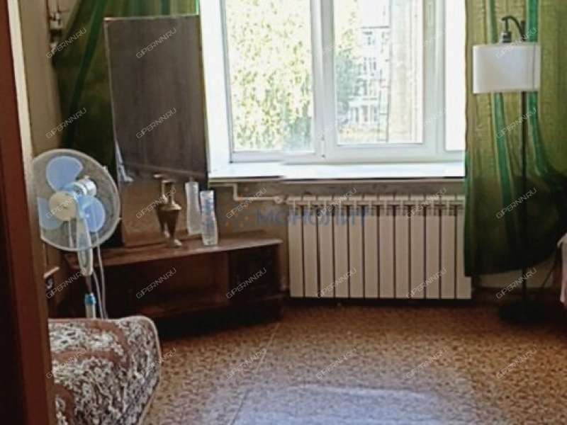 трёхкомнатная квартира на улице Героя Безрукова дом 8