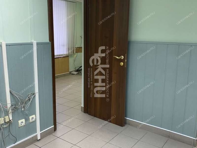 помещение под помещение свободного назначения на улице Ульянова