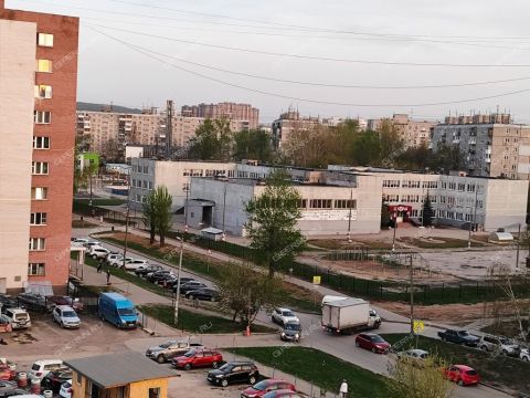 3-komnatnaya-ul-generala-zimina-d-30 фото