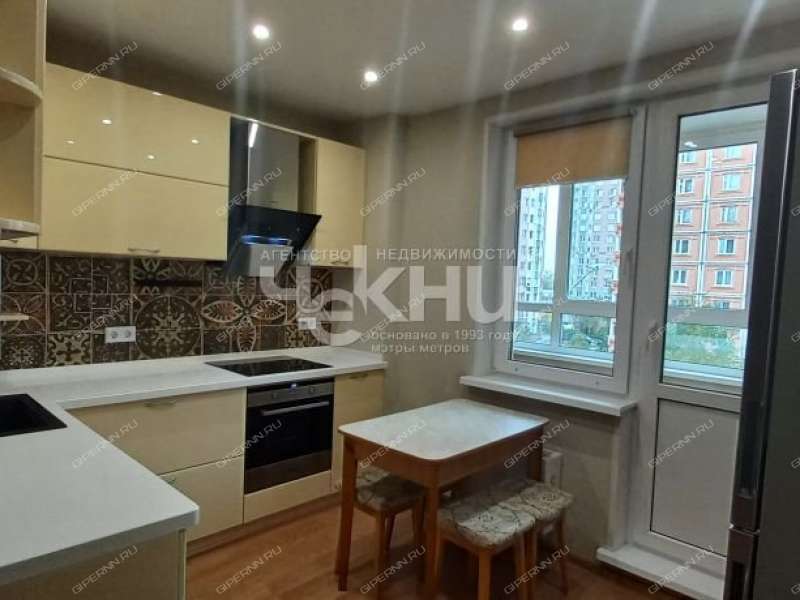 однокомнатная квартира на улице Родионова дом 165/12