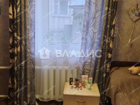 1-2-doma-derevnya-beshencevo-ul-chvanova-d-4 фото