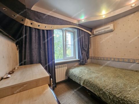 2-komnatnaya-ul-strokina-d-3a фото