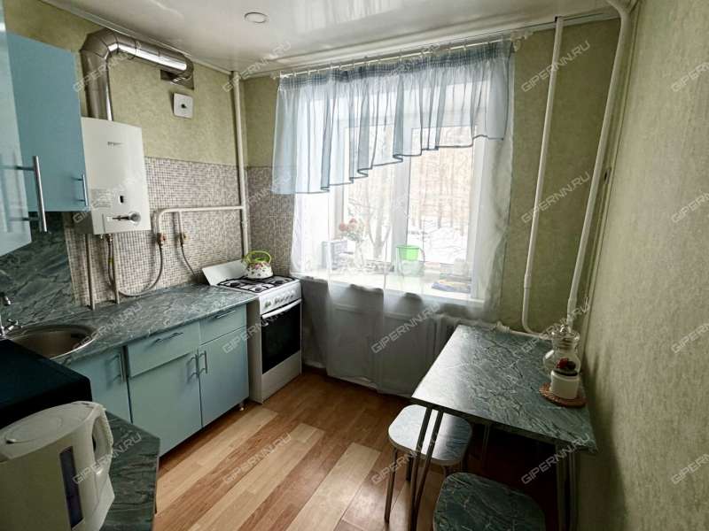 двухкомнатная квартира на улице Ванеева дом 98 к2