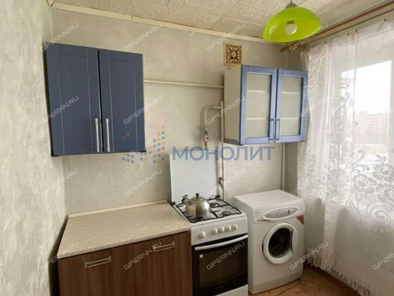 двухкомнатная квартира в 6-м микрорайоне дом 15Б