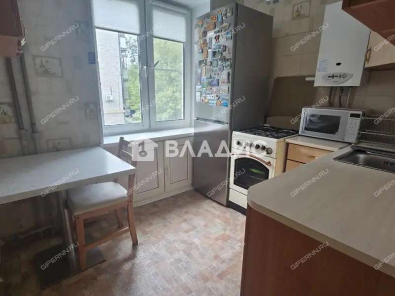 однокомнатная квартира на улице Героя Советского Союза Поющева дом 19