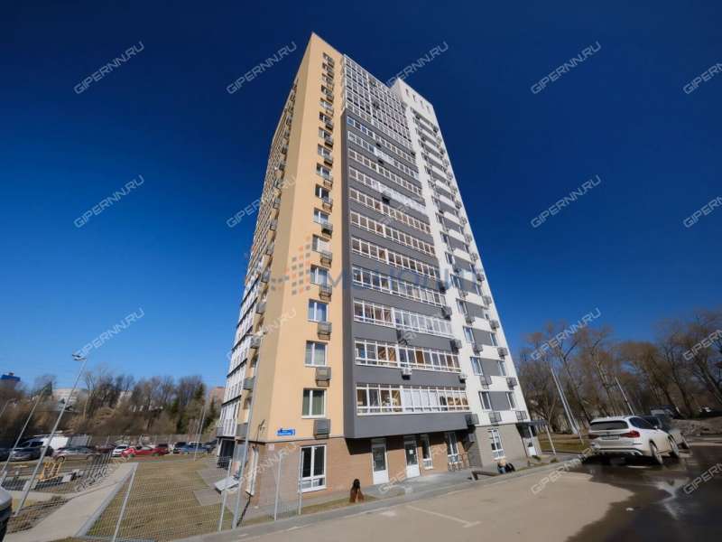 помещение под офис, торговую площадь на улице Владимира Лузянина