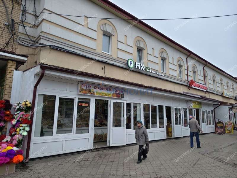 помещение под помещение свободного назначения, торговую площадь на Советской площади город Балахна