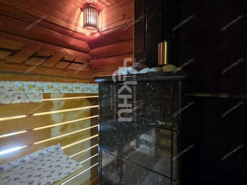 дом на Центральной улице деревня Хабарское
