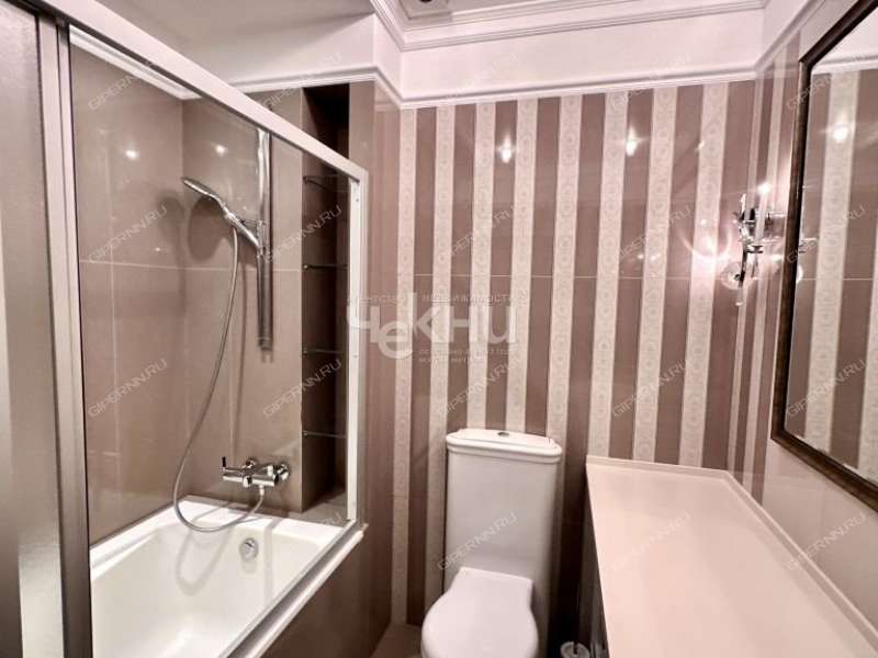 трёхкомнатная квартира на улице Коминтерна дом 139