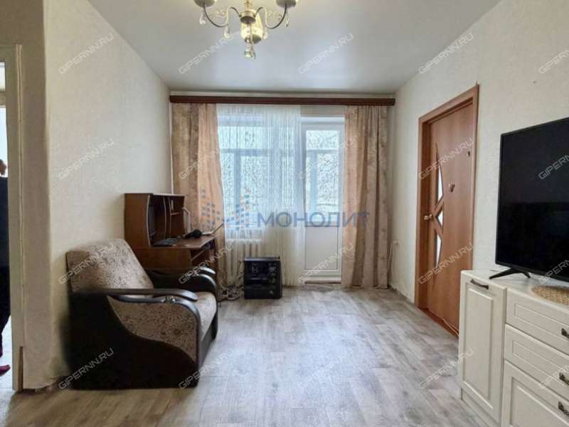 двухкомнатная квартира на улице Героя Советского Союза Поющева дом 19