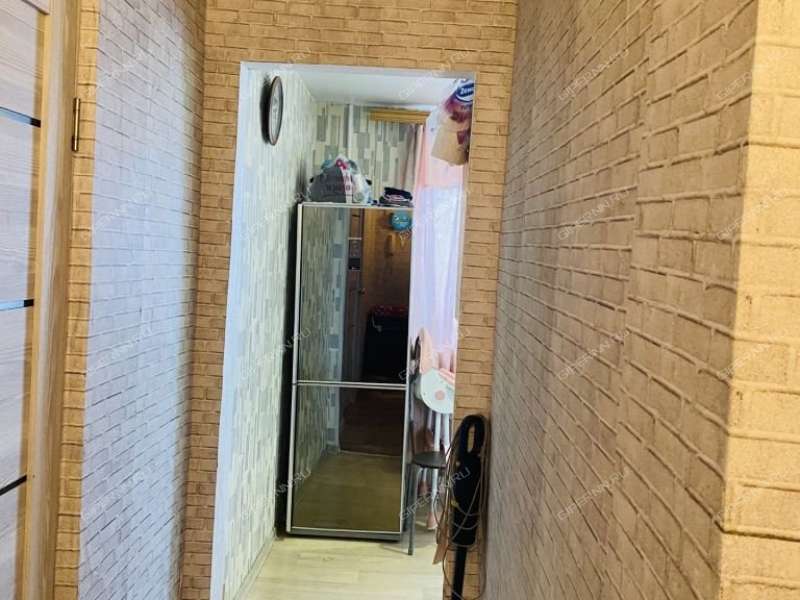 двухкомнатная квартира на улице Героя Попова дом 35  к1