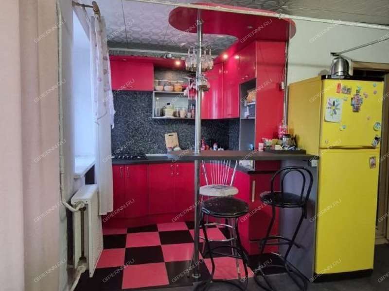 двухкомнатная квартира на улице Юлиуса Фучика дом 21