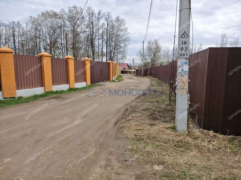 земельный участок 16 соток Школьная улица