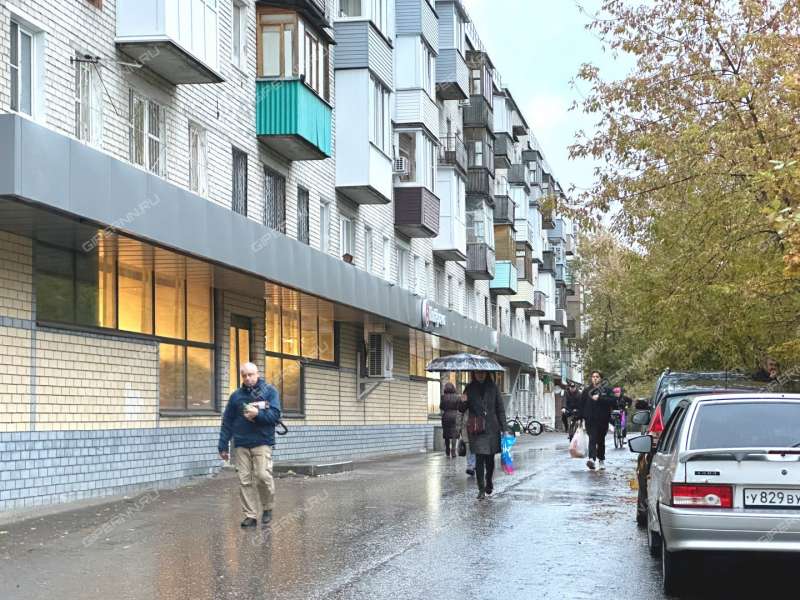 помещение под торговую площадь на улице Баранова