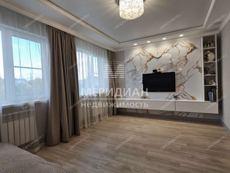 дом на Никанорова ул Бор