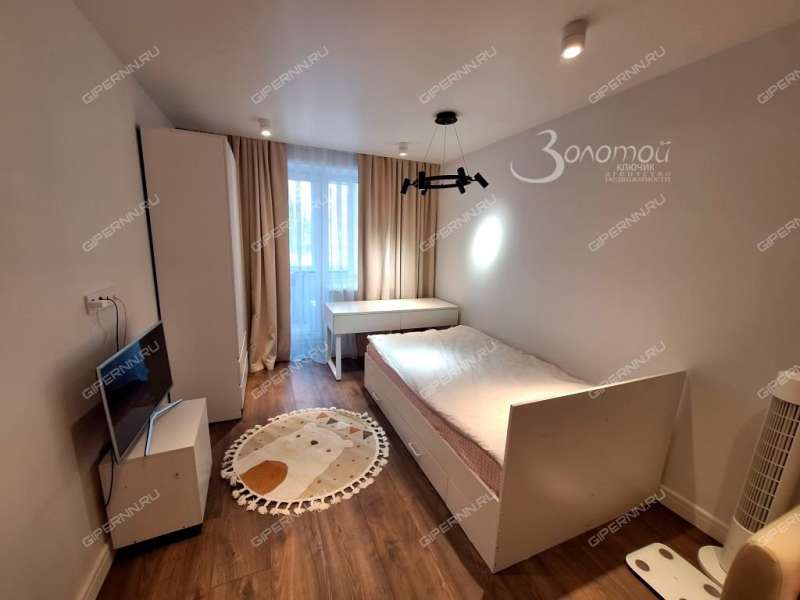 четырёхкомнатная квартира на проспекте Ленина дом 30 к5