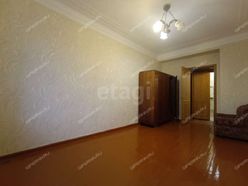 трёхкомнатная квартира на улице Чаадаева дом 19