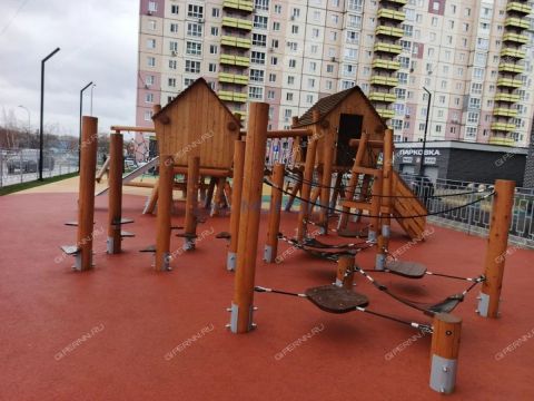 3-komnatnaya-ul-rodionova-d-31 фото