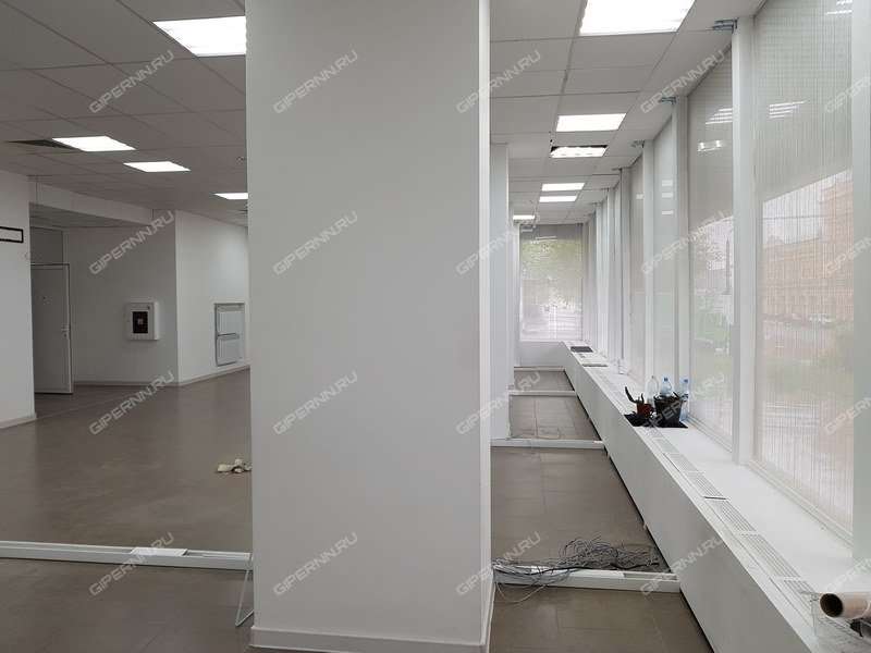 помещение под торговую площадь на Совнаркомовской улице