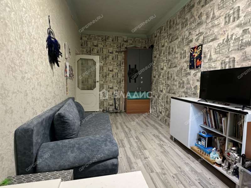 трёхкомнатная квартира на улице Буревестника дом 14