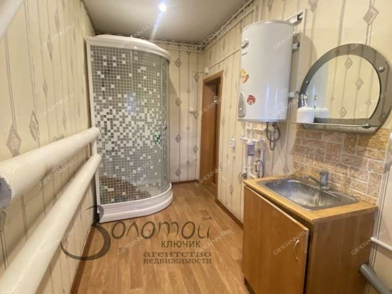 дом на Рождественская село Рождествено