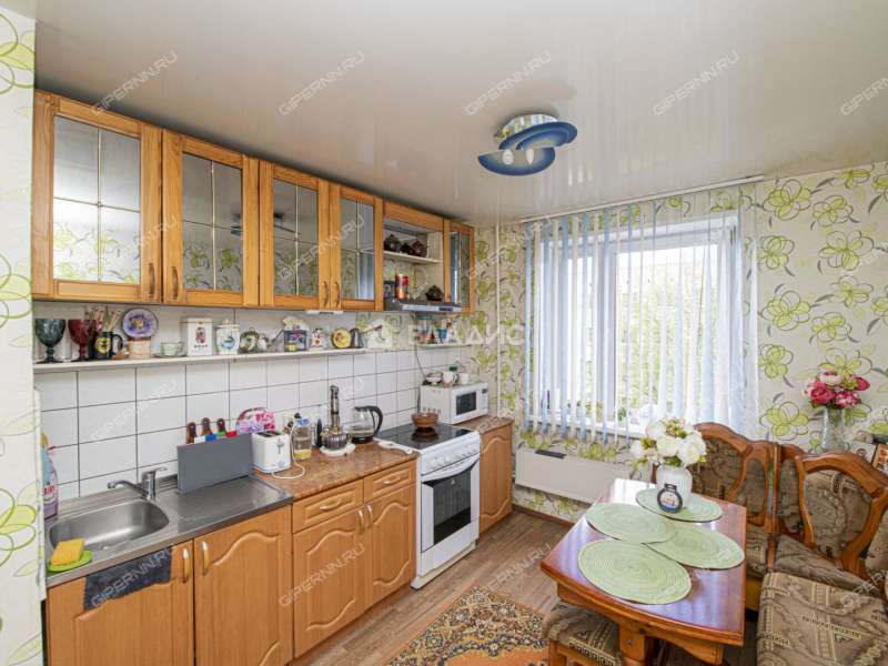 трёхкомнатная квартира в Камчатском переулке дом 15