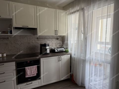 1-komnatnaya-ul-romantikov-d-3 фото