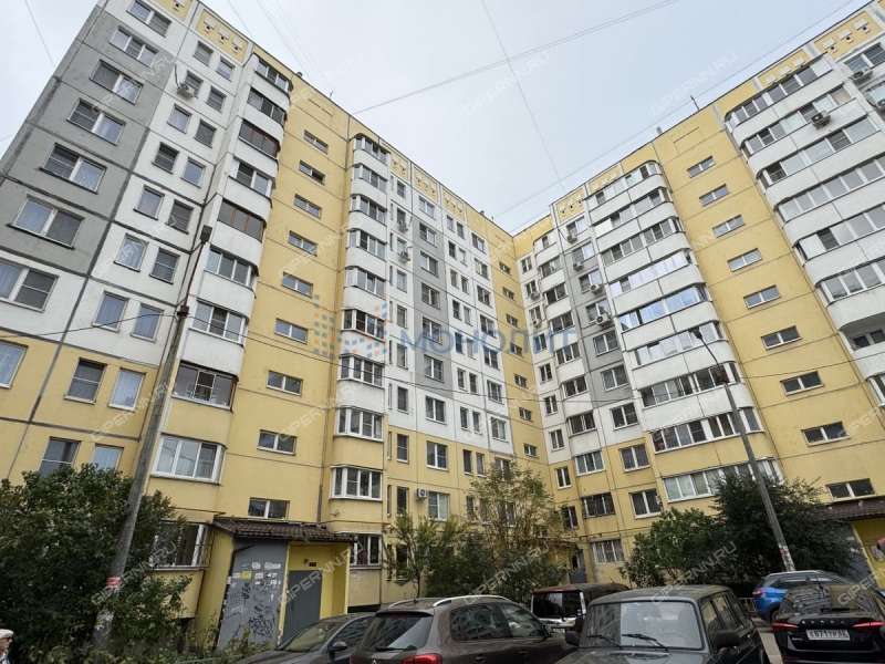 трёхкомнатная квартира на улице Адмирала Макарова дом 4 к5