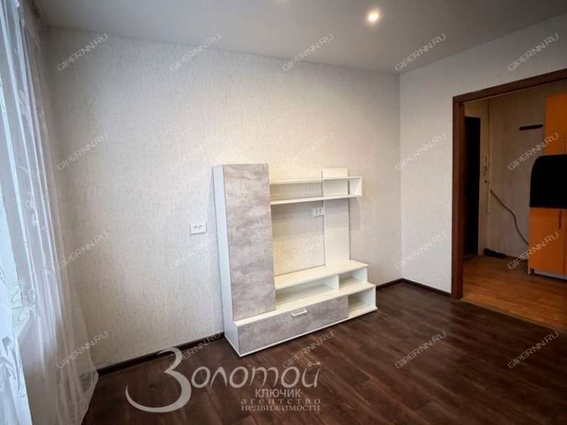 комната в доме 35 на Дворовой улице