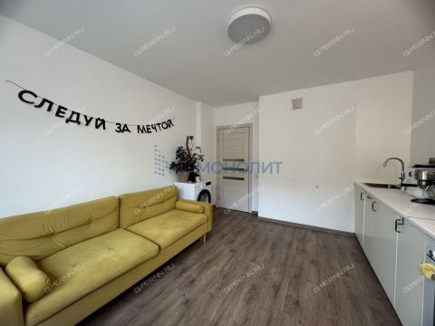 2-komnatnaya-ul-romantikov-d-13 фото