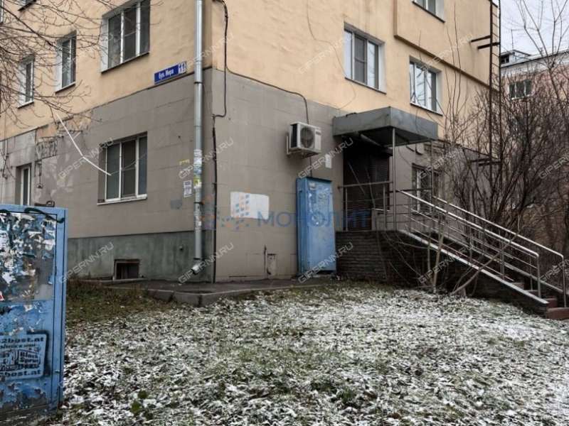 помещение под торговую площадь, недвижимость под общепит на бульваре Мира