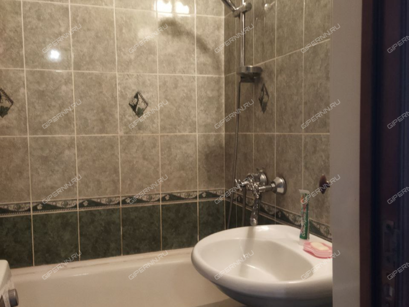 трёхкомнатная квартира на улице Адмирала Макарова дом 5