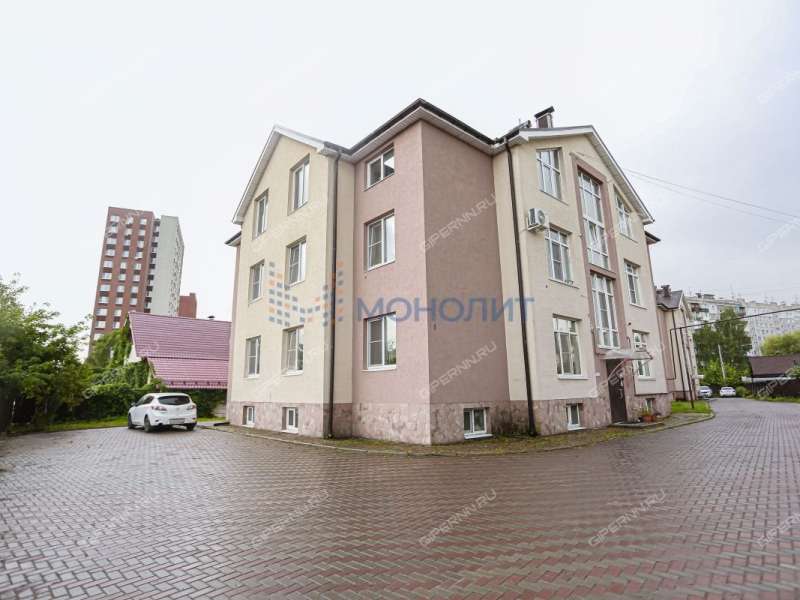 трёхкомнатная квартира в Парниковом переулке дом 8