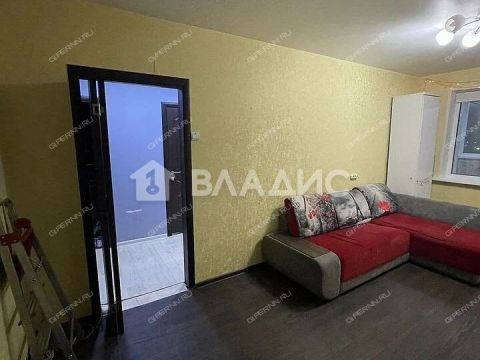 1-komnatnaya-ul-yuliusa-fuchika-d-10-k4 фото