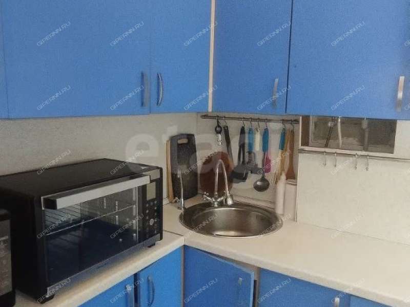 трёхкомнатная квартира на Московском шоссе дом 84а