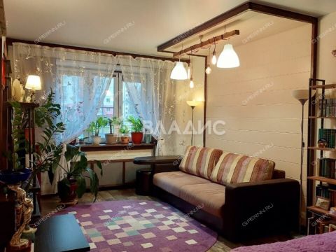 1-komnatnaya-b-r-60-letiya-oktyabrya-d-5a фото