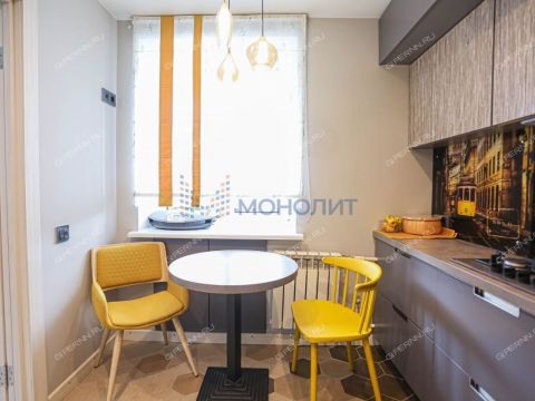 4-komnatnaya-per-svetlogorskiy-d-4 фото