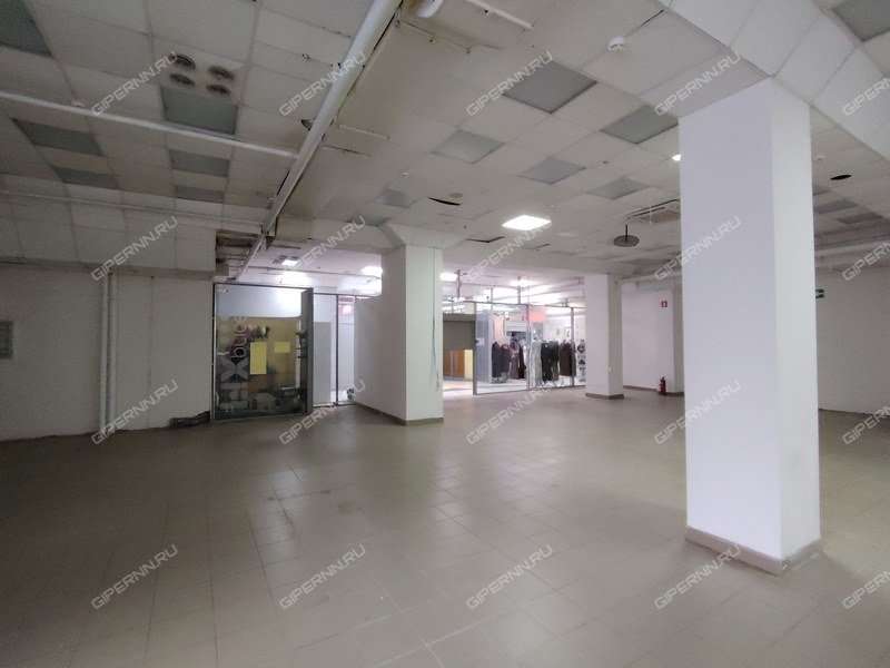 помещение под торговую площадь на Советская ул, д.12